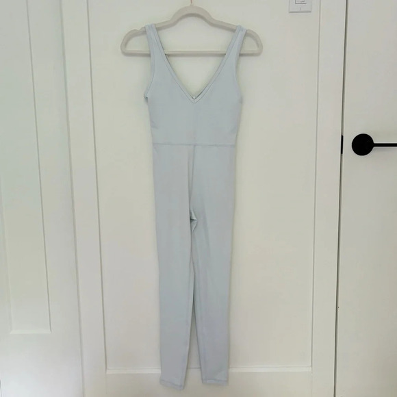 Aritzia Wilfred Free Rhone Jumpsuit Light Blue Size XS Activewear  Loungewear - Picture 4 of 9